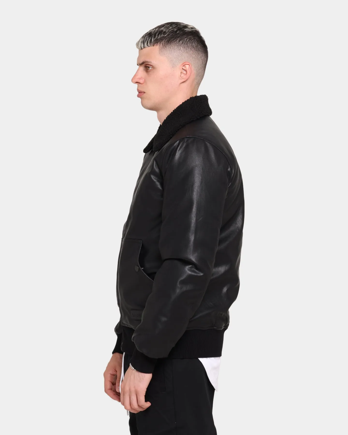 Carré Captain Leather Bomber Black