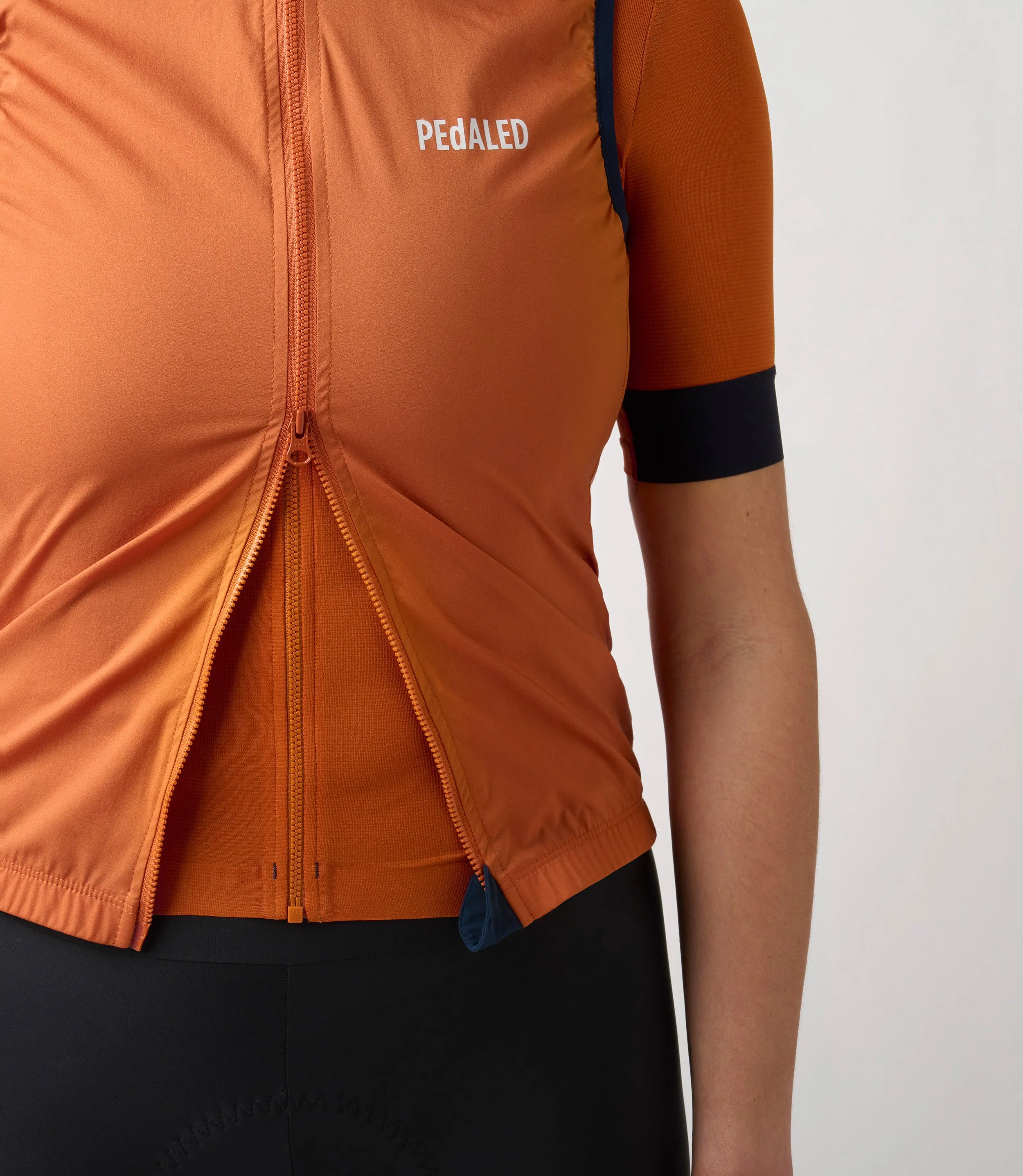 Essential Women's Windproof Vest