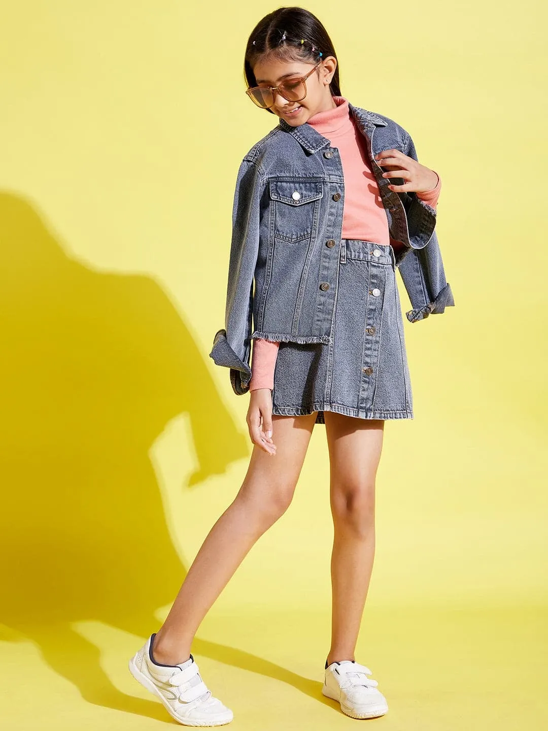 Girls Grey Acid Wash Raw Hem Denim Crop Jacket