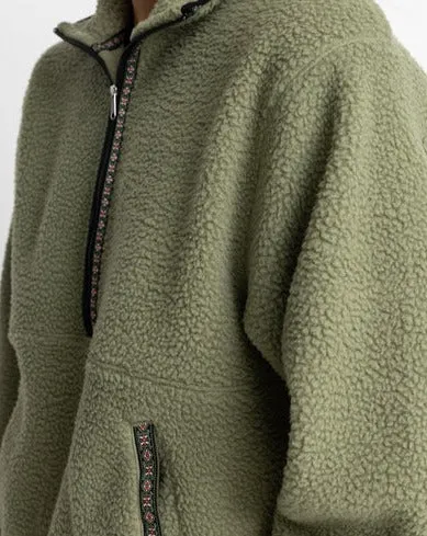 Sherpa Pullover in Sage