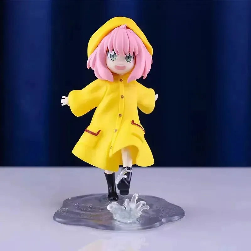 SPY×FAMILY Anya Forger Raincoat Figurine (12.5 cm)